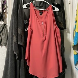 Torrid polyester size  2 short sleeve coral blouse with 1/4 zipper at front